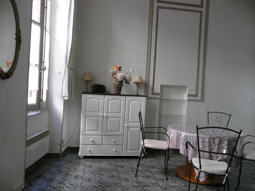 Appartement "Il Etait Une Fois Albi" Номер фото